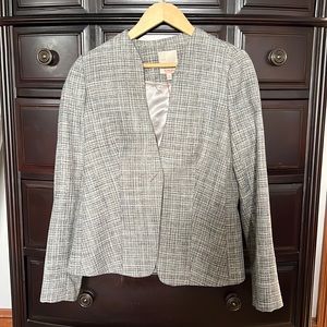 The Limited Scandal collection black and white tweed blazer. Size M, Worn 1x